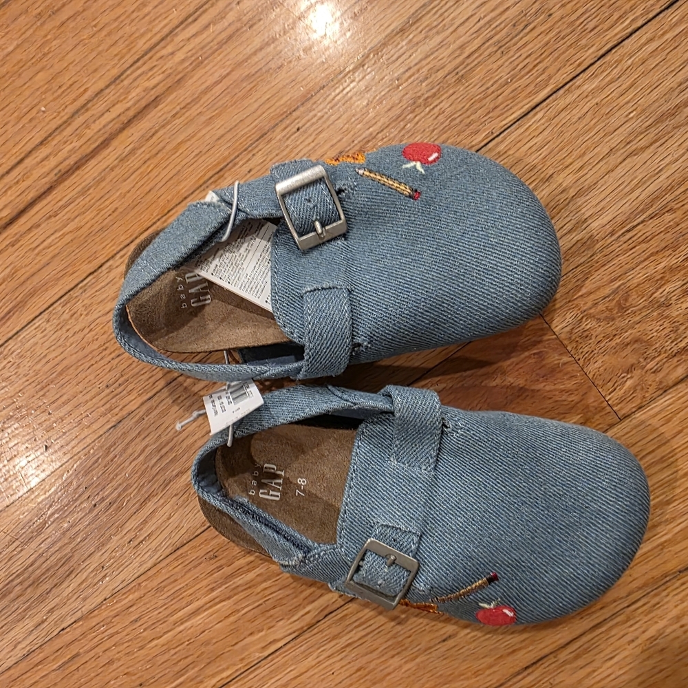 Gap Toddler Denim Clogs - Picture 2 of 5